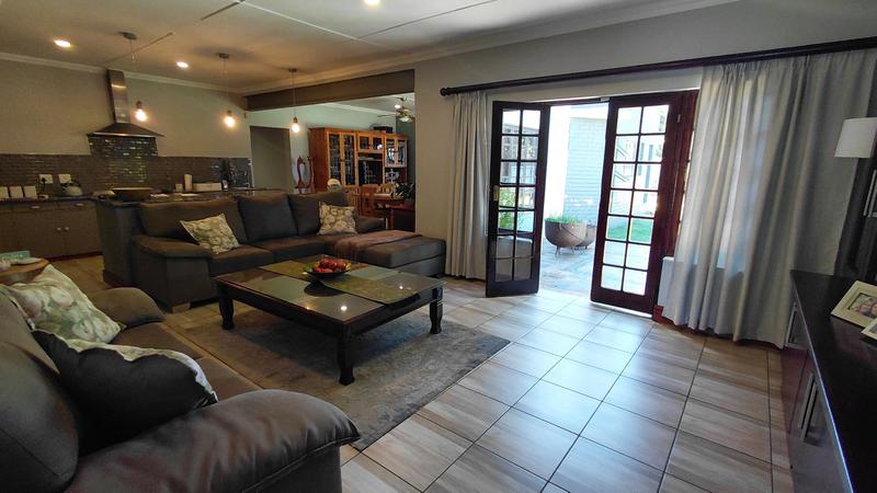 5 Bedroom Property for Sale in Universitas Free State